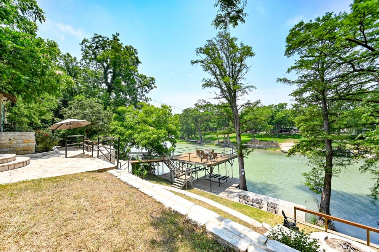 Luxury Lakefront Oasis With Boat Dock-Firepit McQueeney Eksteriør billede