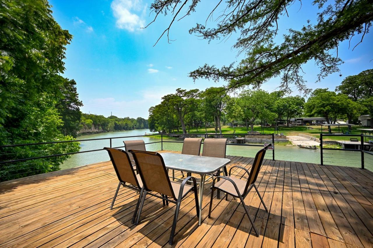 Luxury Lakefront Oasis With Boat Dock-Firepit McQueeney Eksteriør billede