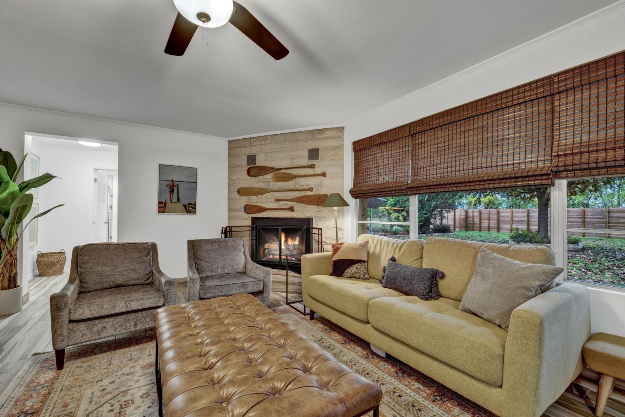 Luxury Lakefront Oasis With Boat Dock-Firepit McQueeney Eksteriør billede